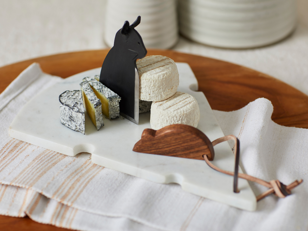 Wrought Iron Cat Cheese Blade