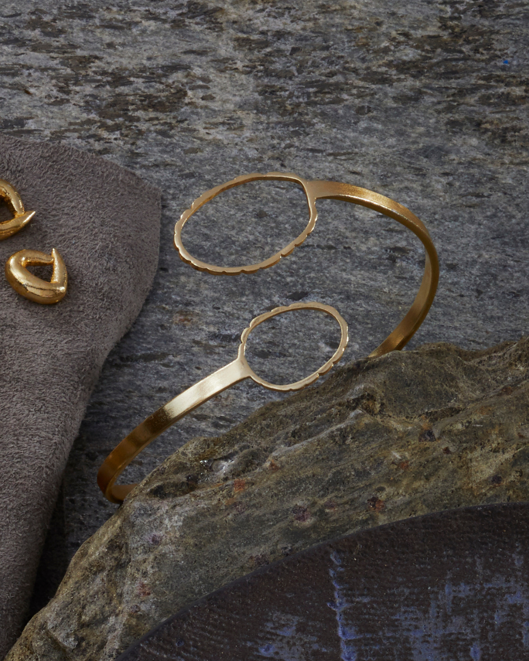 Scallop Cuff